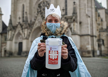 Letošní Tříkrálová sbírka otevřela nové cesty. Díky dobrovolníkům a veřejnosti