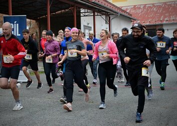 Běh pro hospic v Olomouci přilákal desítky běžců, ale i příznivců a celých rodin