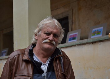 I přes nelehký osud neztrácí optimismus a nadhled