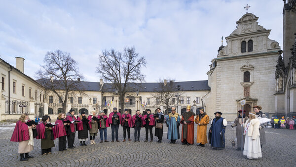 Průvod byl zahájen v katedrále sv. Václava